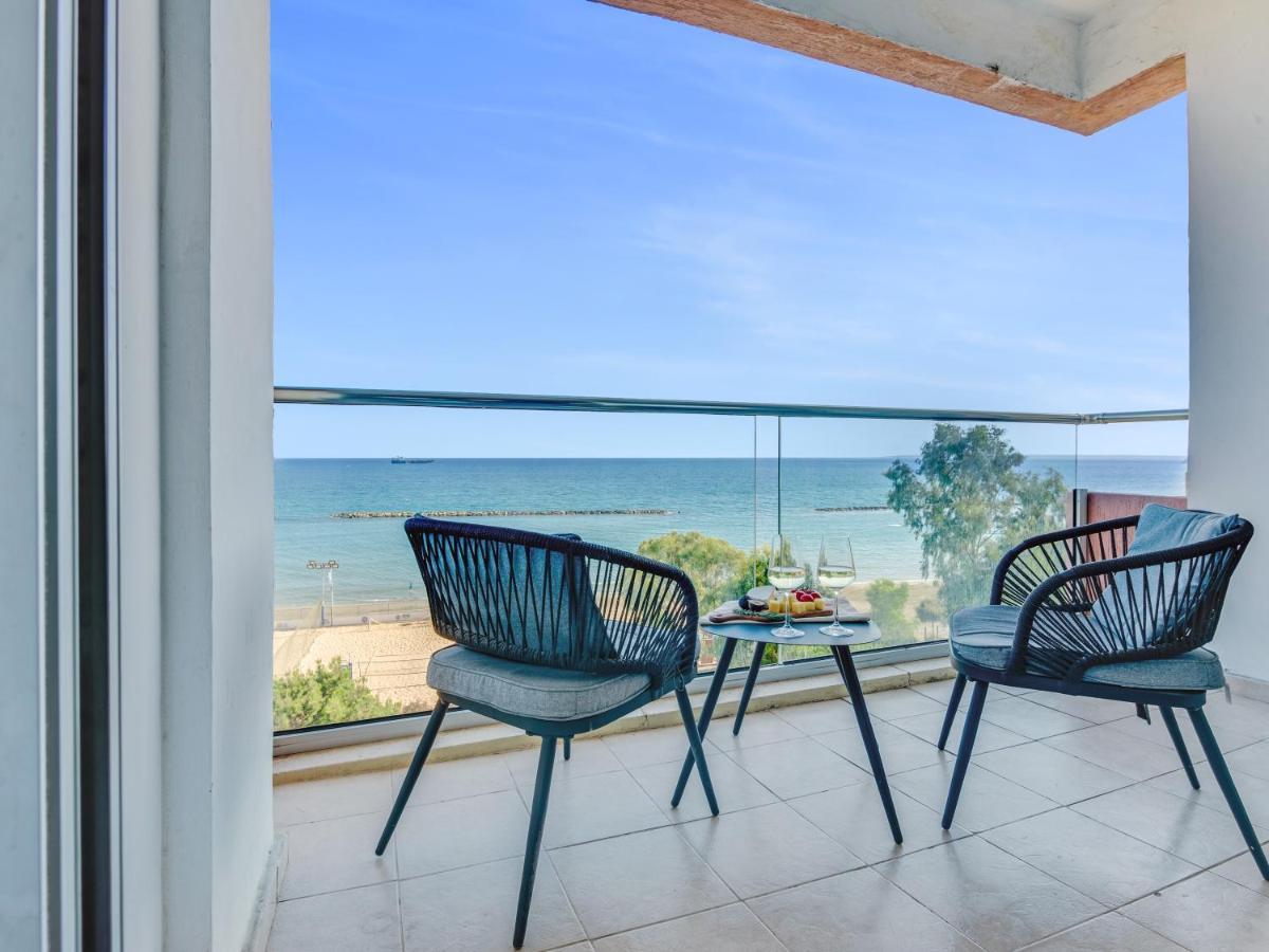 Sanders Kanika Sea Forum - Adorable 2-Bedroom Apartment With Sea View Limasol Dış mekan fotoğraf