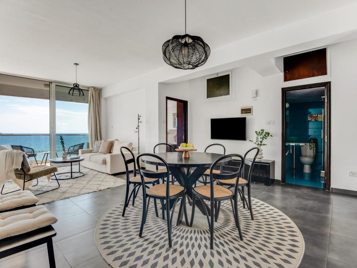 Sanders Kanika Sea Forum - Adorable 2-Bedroom Apartment With Sea View Limasol Dış mekan fotoğraf